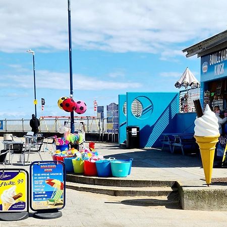 Seas The Day - Beachfront Apartment - Sleeps 4 Ramsgate Exterior foto